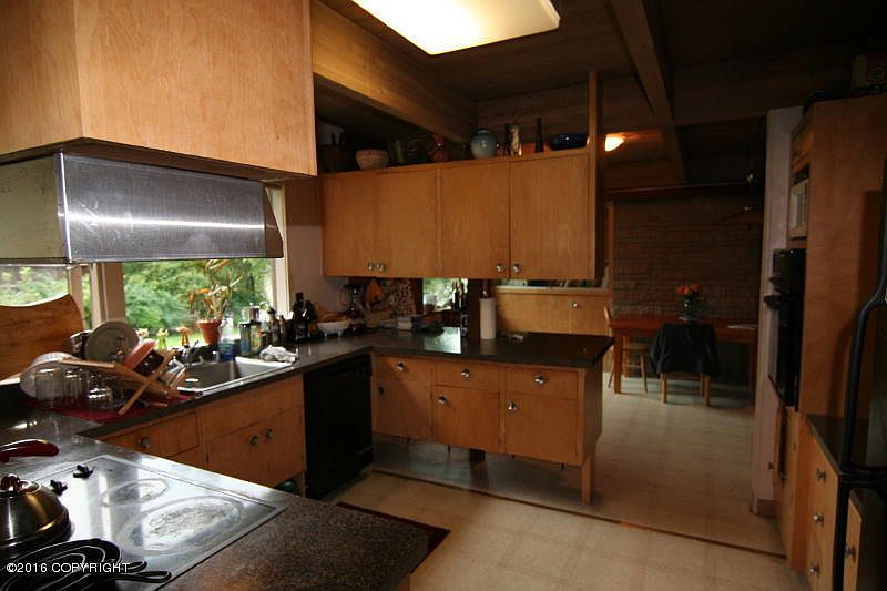 2nd image of 1817 W 13th Ave