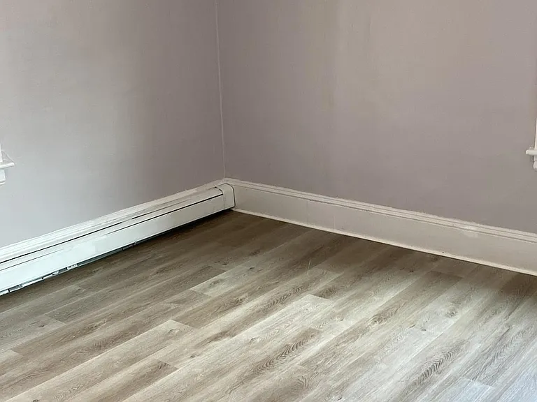 487 New Britain Ave #1 — Photo 3