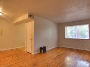 3508-10 Russell Boulevard, Saint Louis, MO 63104