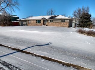 22320 Penrose Rd, Sterling, IL 61081