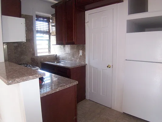 Rented by Space Real Estate | media 21