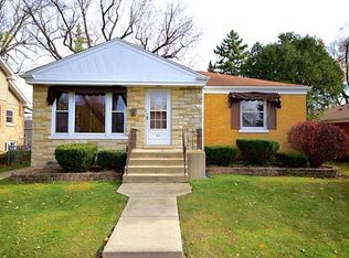 3141 Arthur Ave, Brookfield, IL 60513