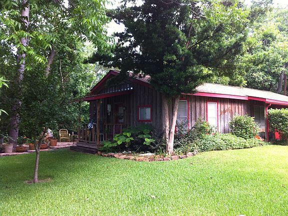 2nd image of 523 N Oakhurst Dr