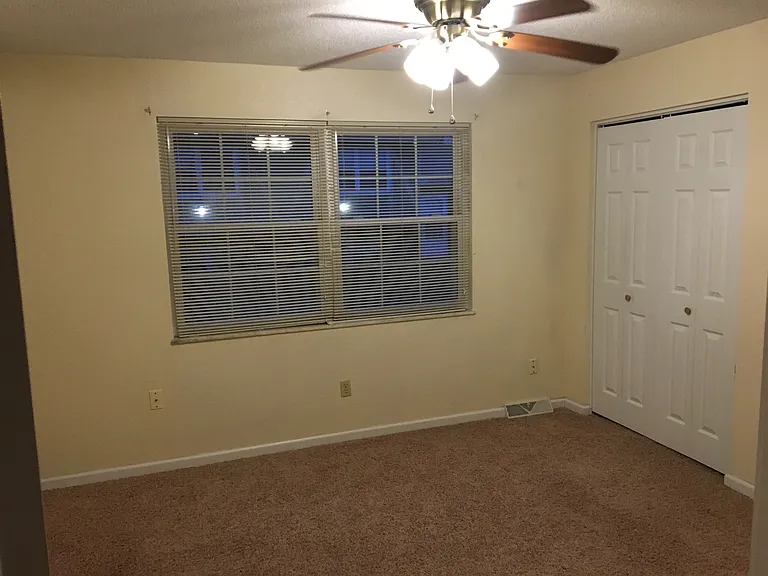 2810 Independence St — Photo 6