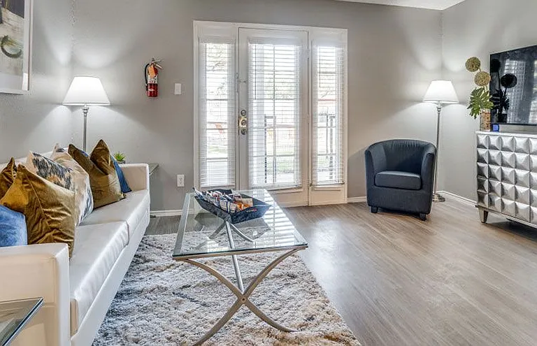 Mateo Apartment Homes — Photo 3