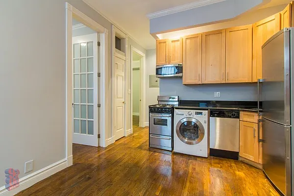 Rented by Centennial Properties NY | media 9