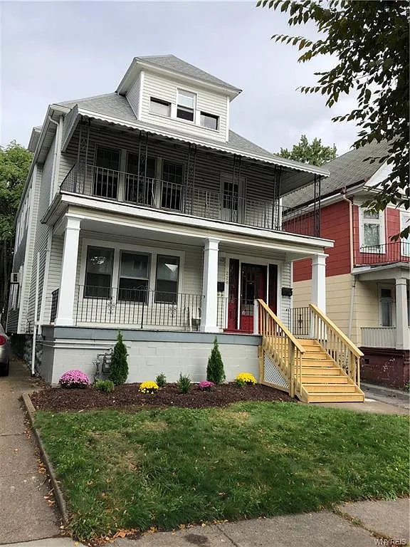 224 Blaine Ave photo 1