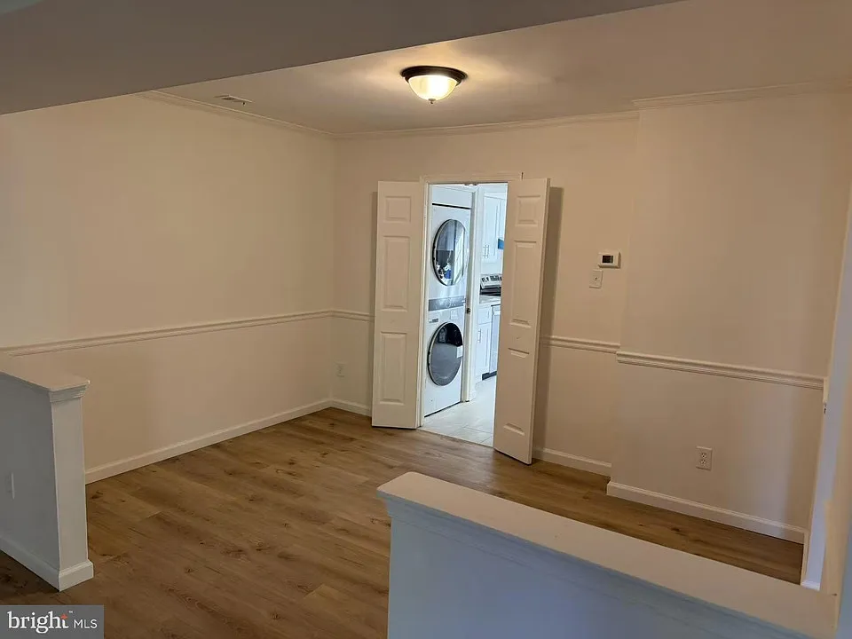 3 bed, 1400 sqft, $2,400 — Photo 4