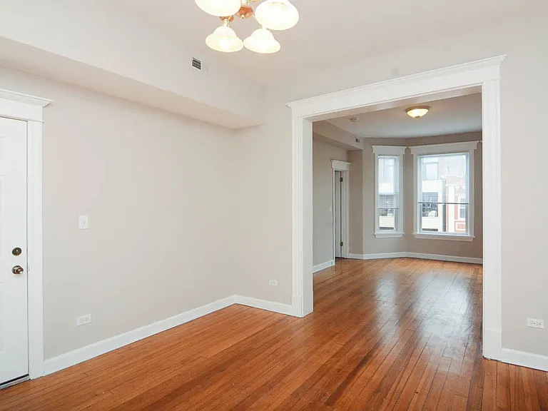 2143 W Chicago Ave #4 — Photo 6