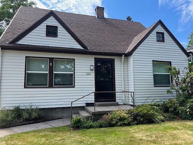 1st image of 2351 SE 51st Ave