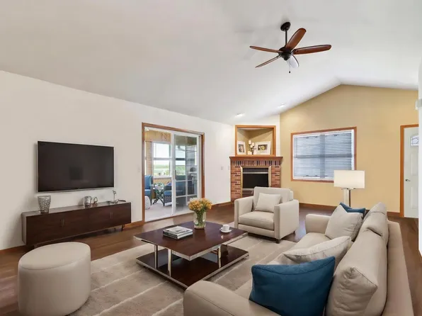 106 Summit Court, Columbus, WI 53925