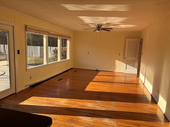 4th image of 240 Old Blackshear Rd