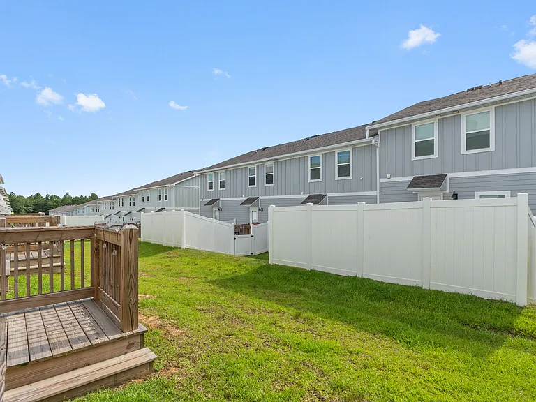 9497 Nature Creek Cir — Photo 32