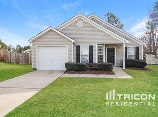 221 Covey Ln, Lexington, SC 29073