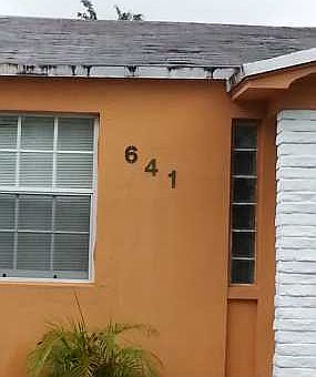 2nd image of 641 SW 44th Ct