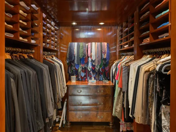 115 East 67th Street image 27 of 28