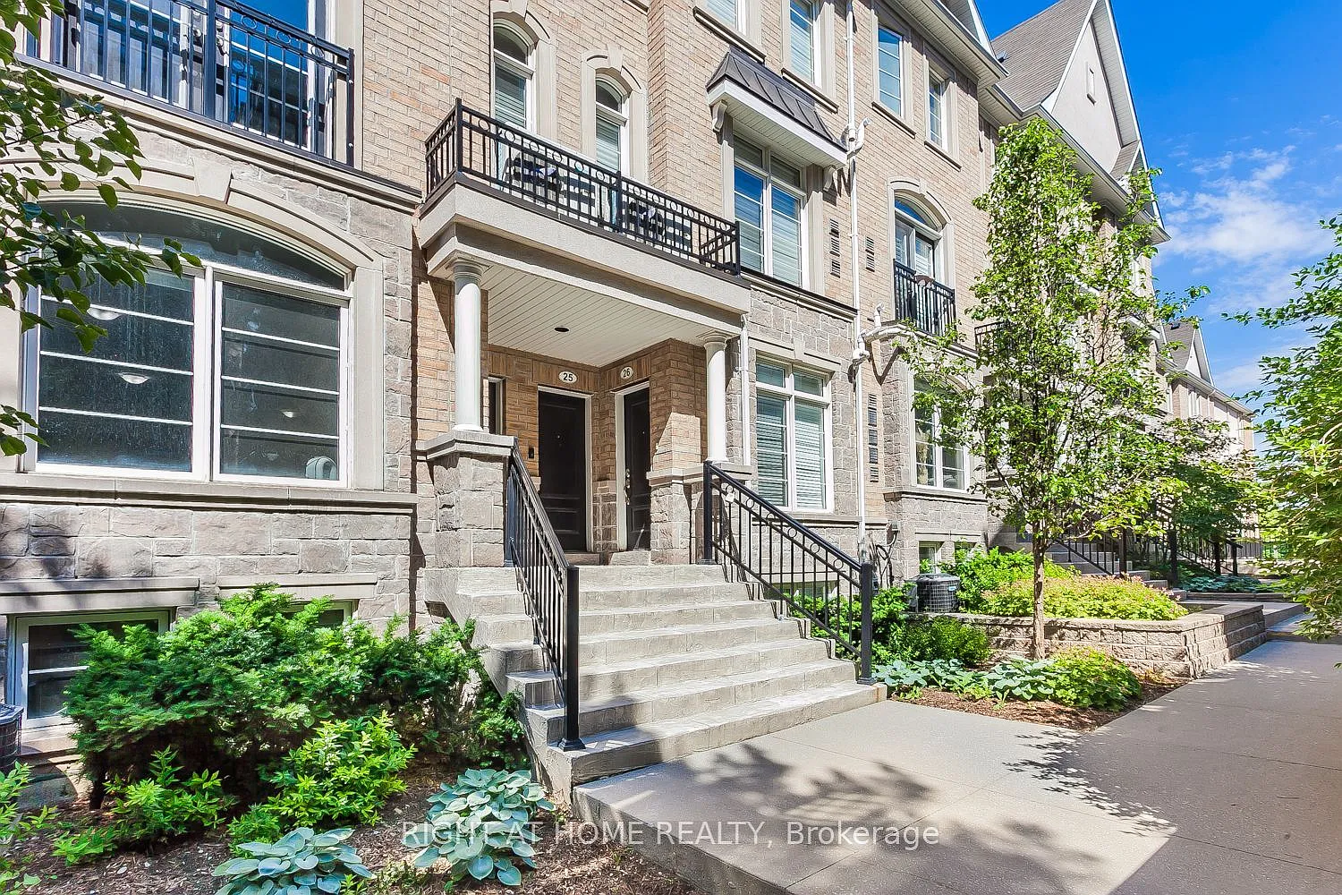 2 bed, $2,750 — Photo 1