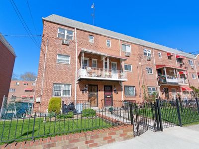 1019 Barbey St, Brooklyn, NY, 11207