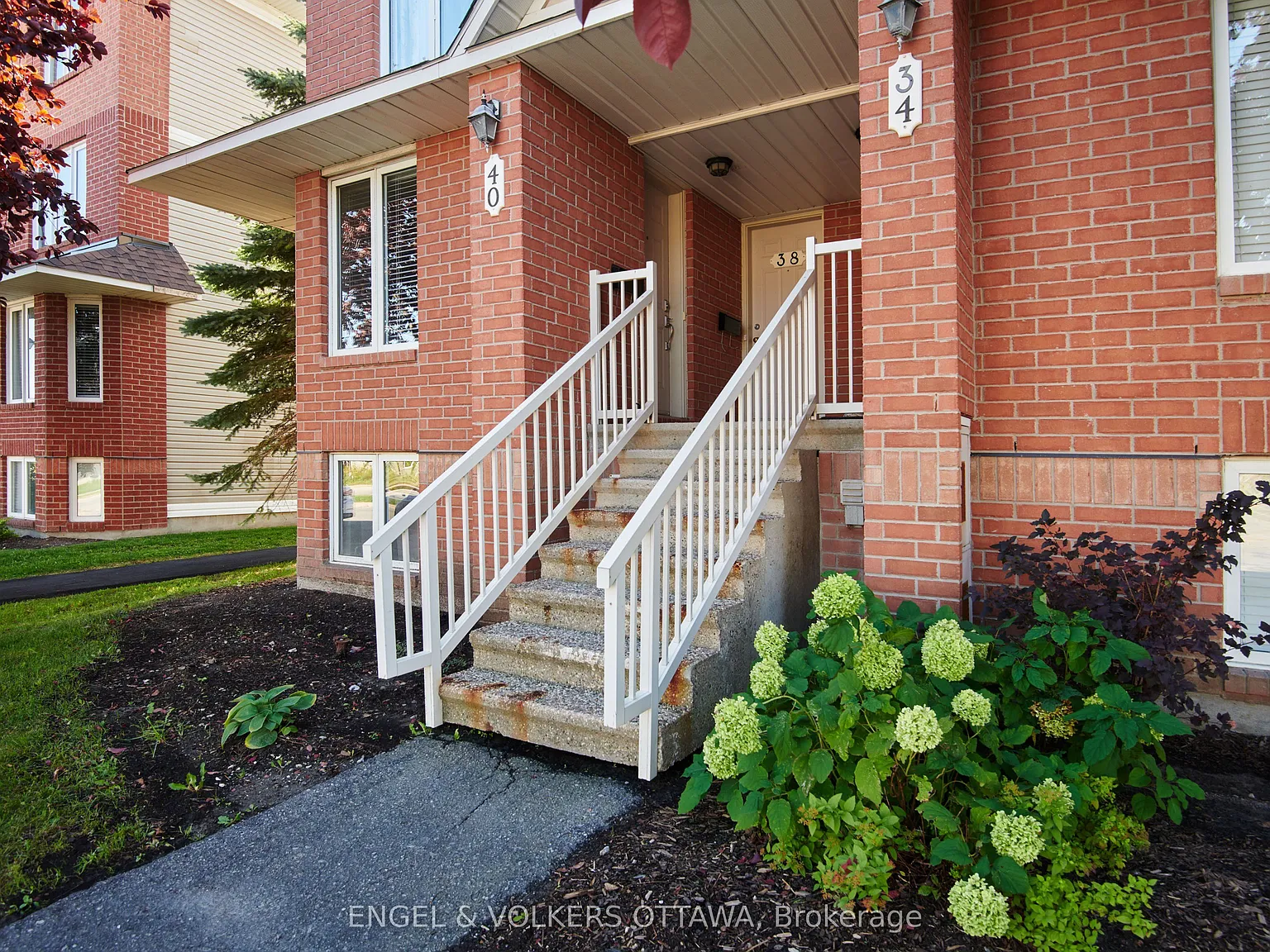 2 bed, $2,450 — Photo 2
