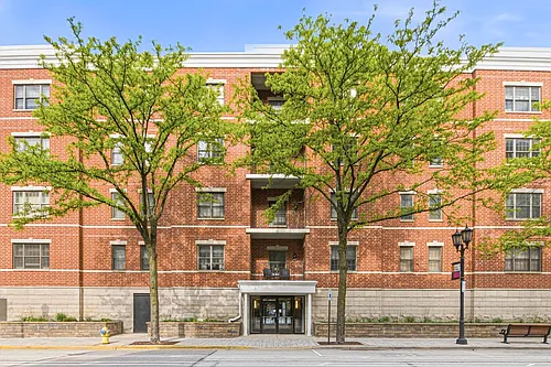 200 N Addison Ave #501 Photo 1