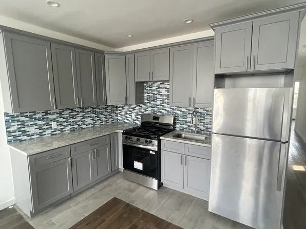 1848 Tomlinson Ave #3, Bronx, NY 10461