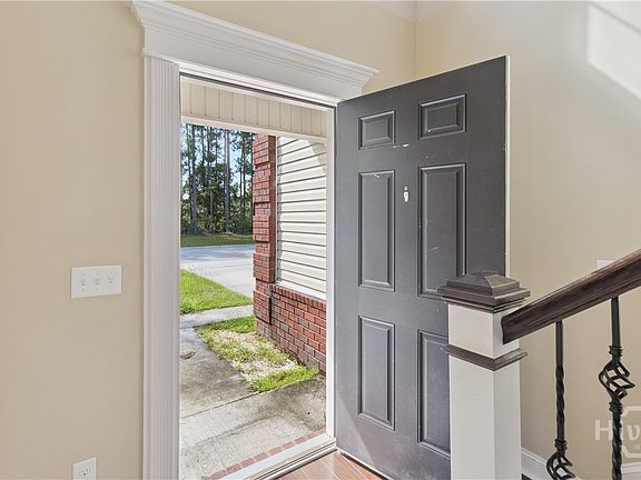 3rd image of 608 Piedmont Ave
