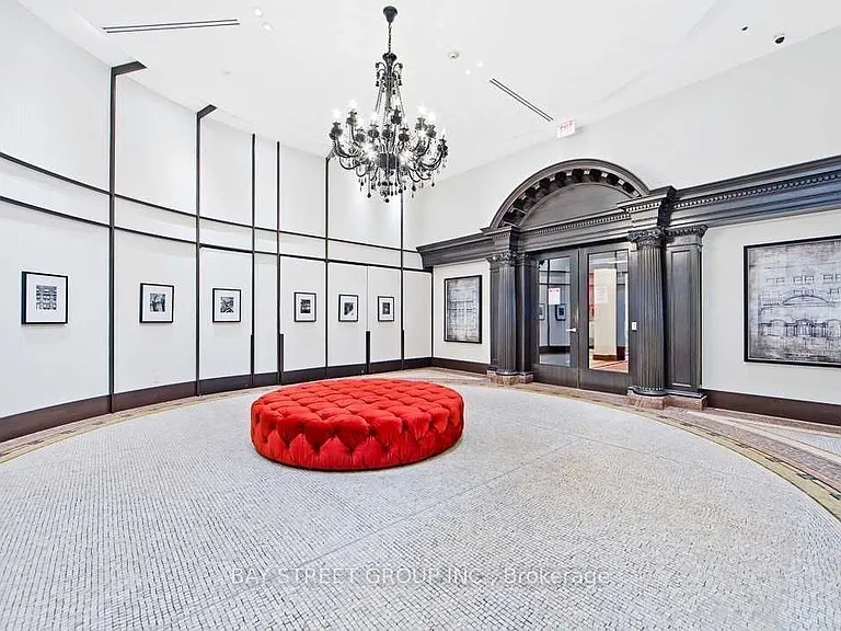 197 Yonge St #3801 — Photo 4