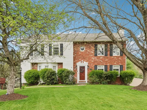 3161 Mohawk Dr, Gibsonia, PA 15044