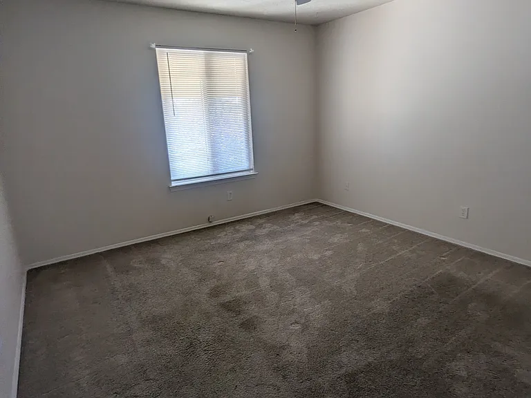 10233 La Paz Dr NW — Photo 14