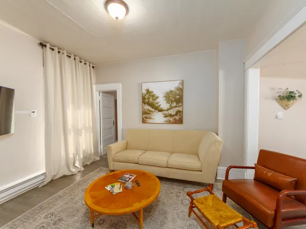 2219 W Broadway Ave, Spokane, WA