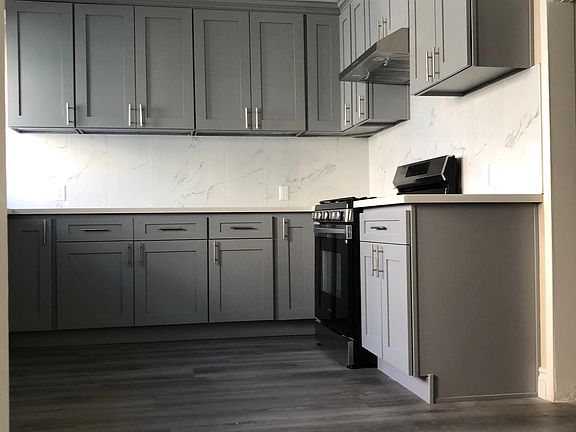 2nd image of 10646 Bogue St