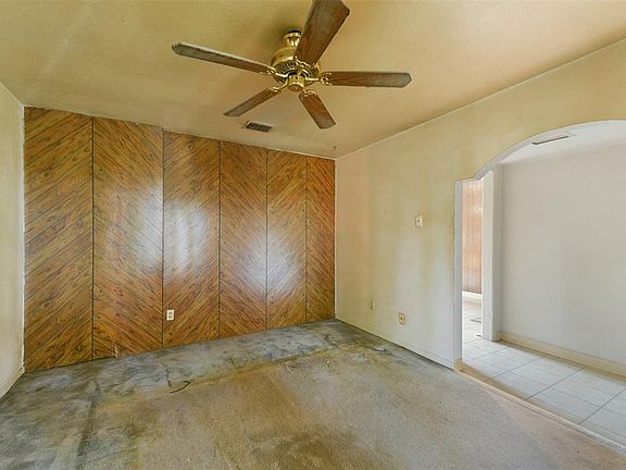 4th image of 7706 Deadwood Drive