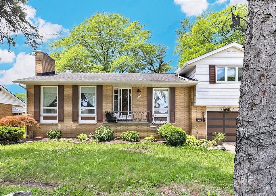1st image of 3483 Dougall Ave