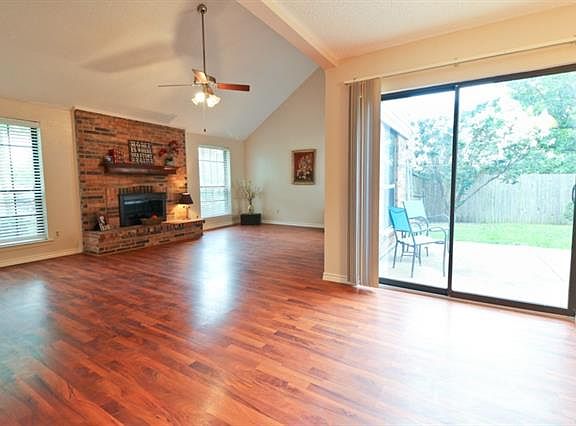 4th image of 1701 Omar Dr