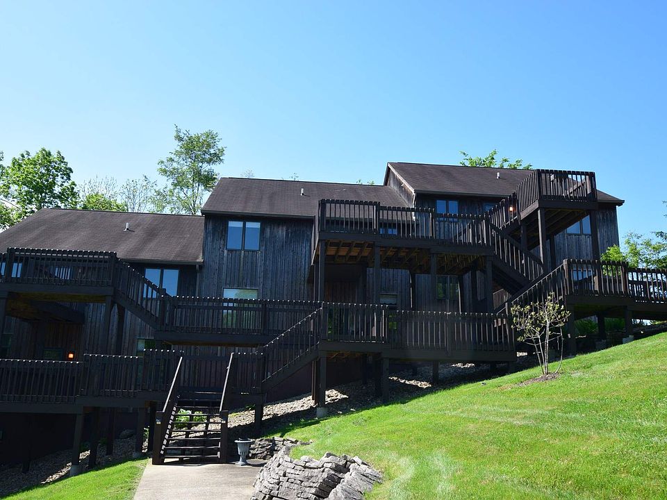 1st image of 1830 E Eagle Bay Dr