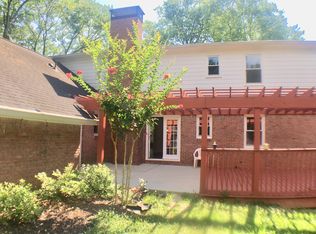 5123 Lakesprings Dr, Dunwoody, GA 30338