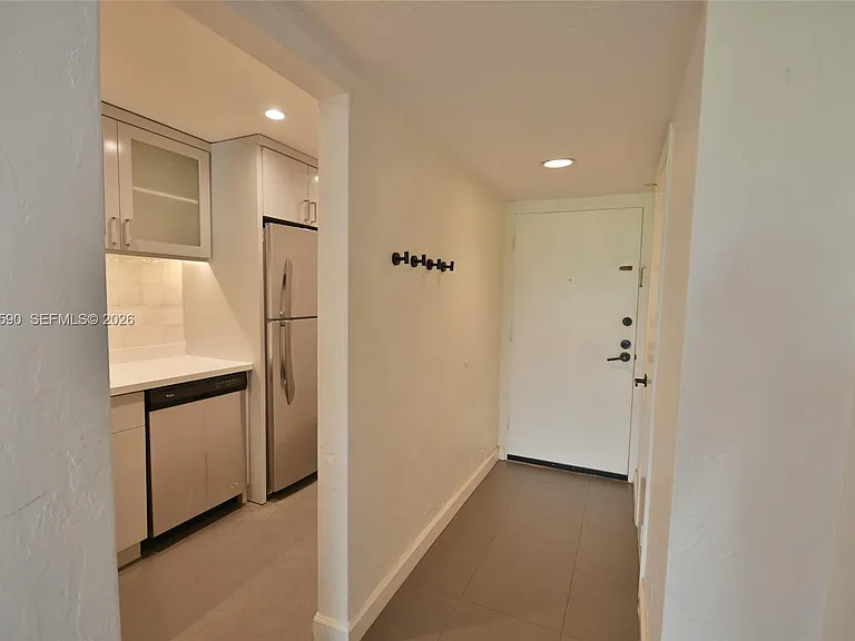 6884 N Kendall Dr #C401 — Photo 18