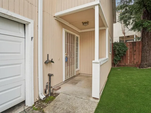 3144 Quad Ln APT F, Shingle Springs, CA 95682