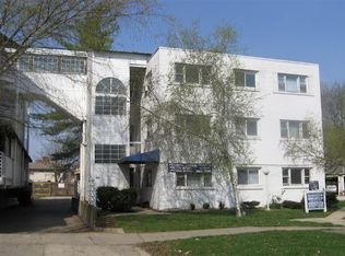 111 S Busey Ave #9, Urbana, IL 61801