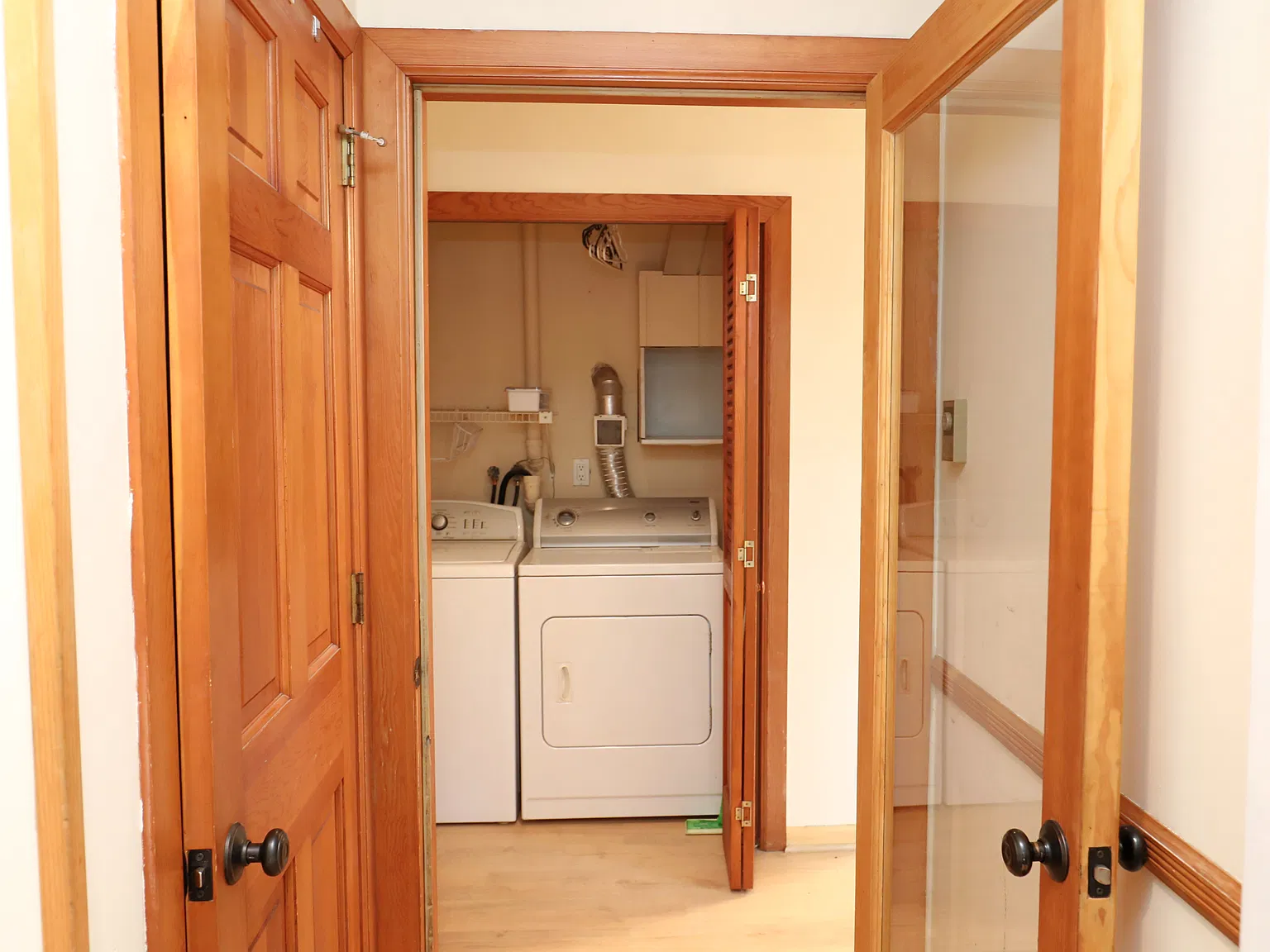 2 bed, 1800 sqft, $2,600 — Photo 4