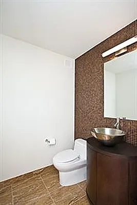 Rented by Douglas Elliman | media 21