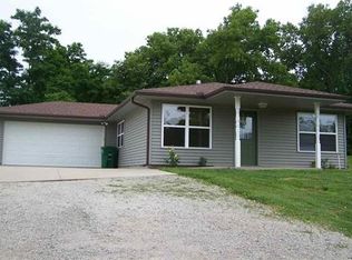 209 Holt Circle Dr, Hoyt, KS 66440