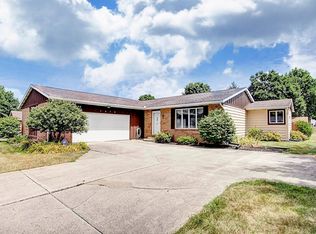 1616 Benham Dr, Lima, OH