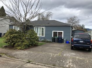 1272 Modoc St, Springfield, OR 97477