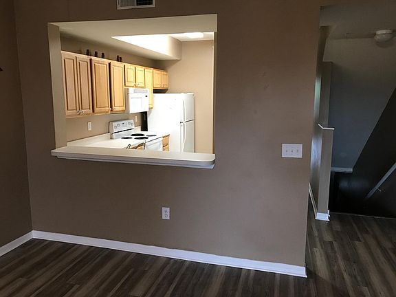 3rd image of 5711 Bentgrass Dr Unit 209