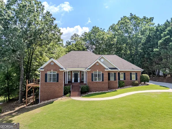31 Bluff Mountain Dr SW, Rome, GA 30165