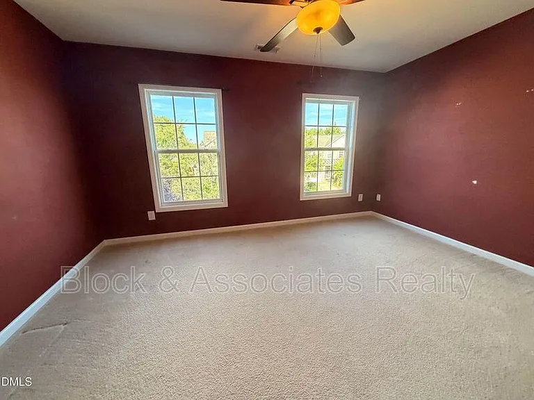 536 Gooseberry Dr — Photo 17