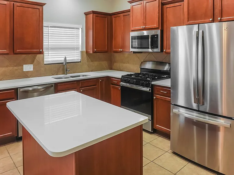 8751 Sunrise Canter Dr — Photo 7
