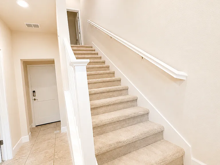 1st Floor: Stairs
