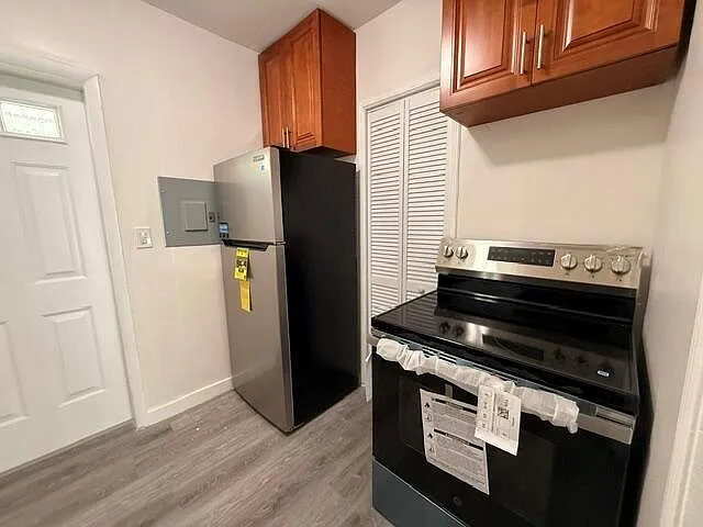 2802 SW 36th Ave — Photo 11
